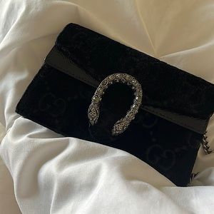 Authentic Gucci mini over shoulder bag,